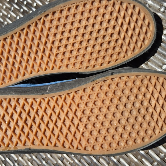 Vans-Limited Parks Project - Picture 6 of 6